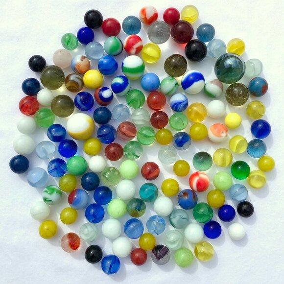 lot of 130 marbles assorted mixed vintage estate 1.5 pounds glass solid cat eyes - Picture 1 of 9